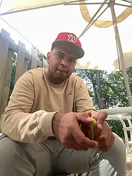 marhi32 online show from September 2025 04:19:02 PM