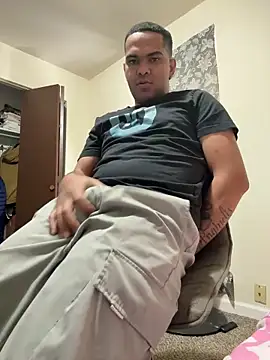 marhi32 online show from December 2025 06:31:02 PM