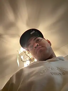 marhi32 online show from October 2025 09:36:01 PM