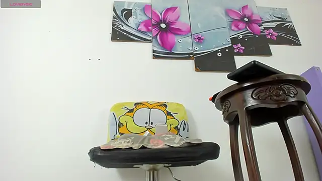 Snapshot of baiolethX chatting on October 2025 10:09:02 PM baiolethX online show from October 2025 10:09:02 PM