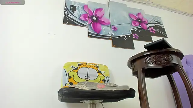 Snapshot of baiolethX chatting on November 2025 06:12:01 PM baiolethX online show from November 2025 06:12:01 PM