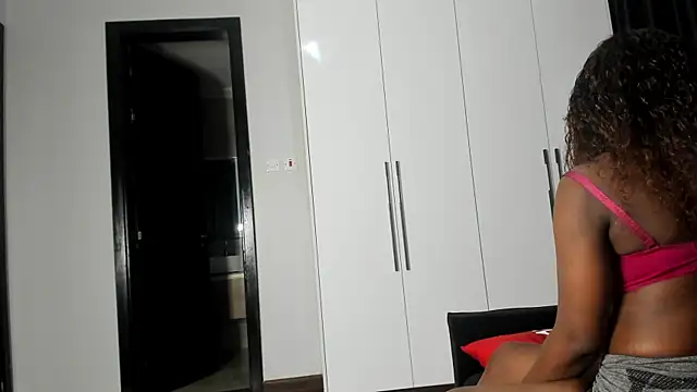 naughty bigass online show from April 2026 07:20:02 PM