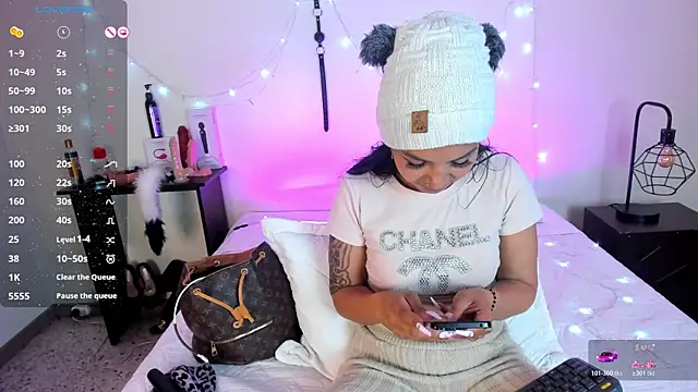 Tracy lambo online show from November 2025 01:34:01 PM