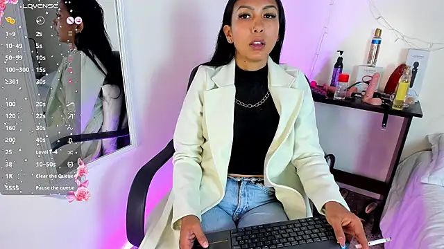 Snapshot of Tracy_lambo chatting on February 2026 02:34:01 AM Tracy lambo online show from February 2026 02:34:01 AM