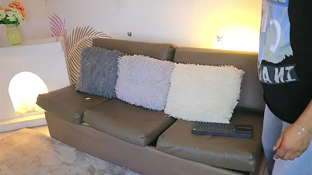 Valeriestyle online show from March 2026 03:52:01 AM