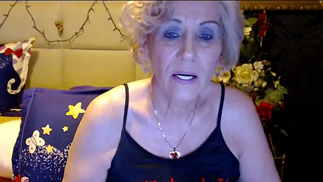 HappyWomanOn online show from February 2025 08:00:01 PM