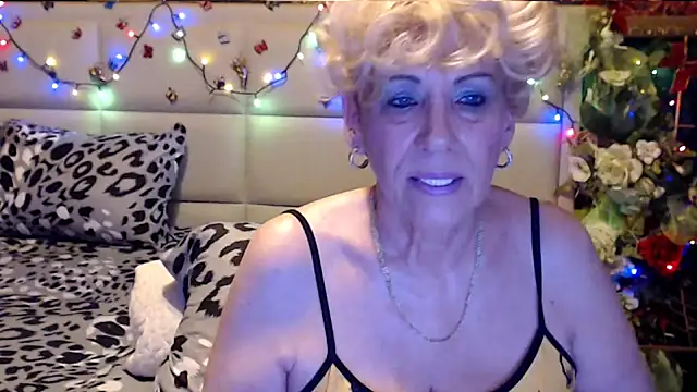 HappyWomanOn online show from November 2025 07:23:01 AM