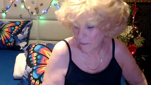 HappyWomanOn online show from May 2026 09:23:02 AM