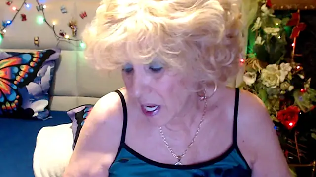 HappyWomanOn online show from May 2026 08:29:01 AM