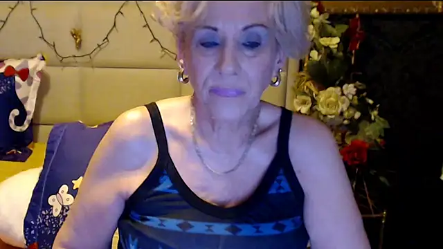 HappyWomanOn online show from February 2025 07:33:02 PM