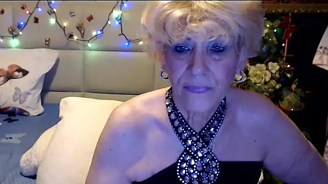 HappyWomanOn online show from December 2025 11:45:01 AM