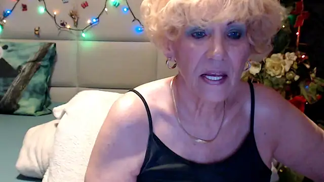 HappyWomanOn online show from June 2026 08:37:01 AM