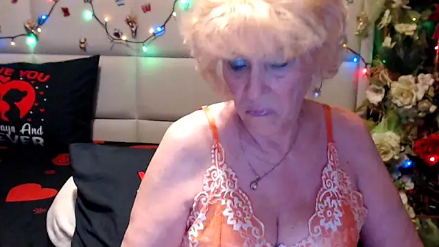HappyWomanOn online show from June 2026 09:25:02 AM
