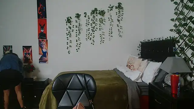 Snapshot of Pinkye_skarlet chatting on November 2025 06:06:02 AM Pinkye skarlet online show from November 2025 06:06:02 AM