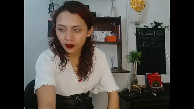 Pinkye skarlet online show from October 2025 08:32:01 PM