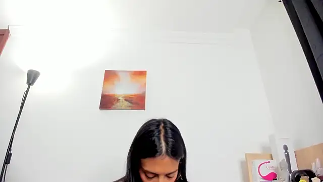 nia  white online show from March 2026 03:06:02 AM