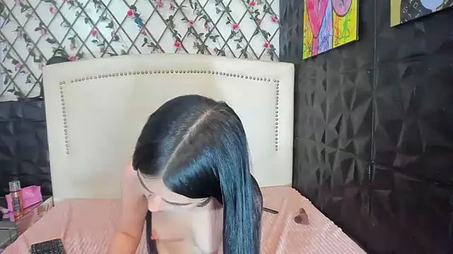 ArianaSmith69 online show from February 2025 05:11:02 PM