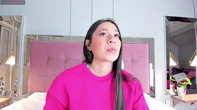 Ahincale online show from November 2025 07:41:02 PM