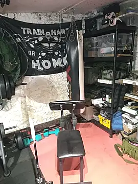 rob2810 online show from February 2026 09:17:01 PM