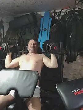 rob2810 online show from March 2026 03:56:02 PM