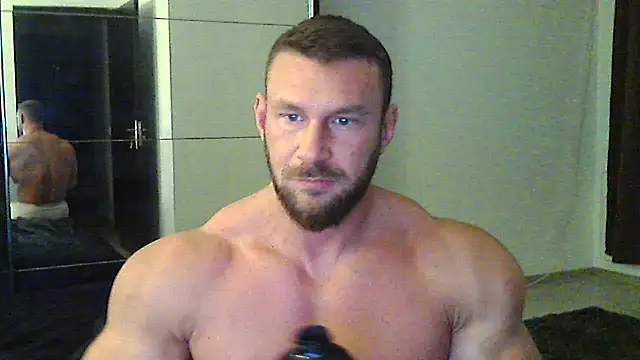 Snapshot of muscularkevin chatting on October 2025 03:41:01 AM muscularkevin online show from October 2025 03:41:01 AM