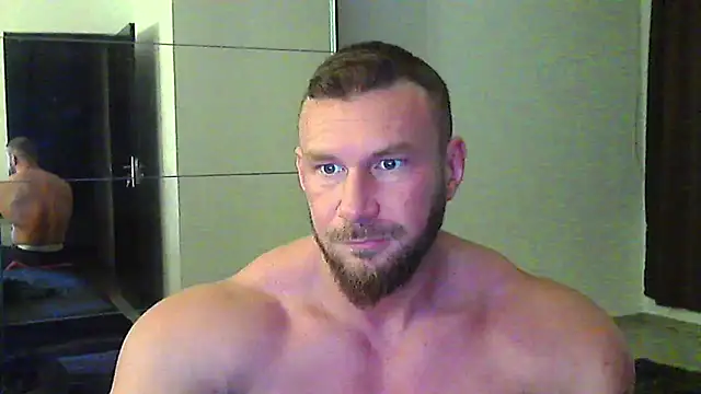 Snapshot of muscularkevin chatting on December 2025 05:00:02 AM muscularkevin online show from December 2025 05:00:02 AM