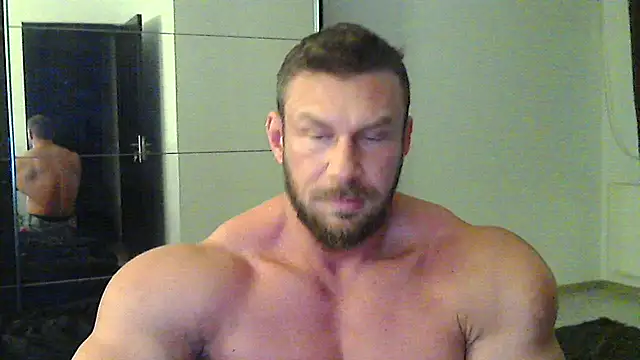 Snapshot of muscularkevin chatting on March 2025 04:51:02 AM muscularkevin online show from March 2025 04:51:02 AM
