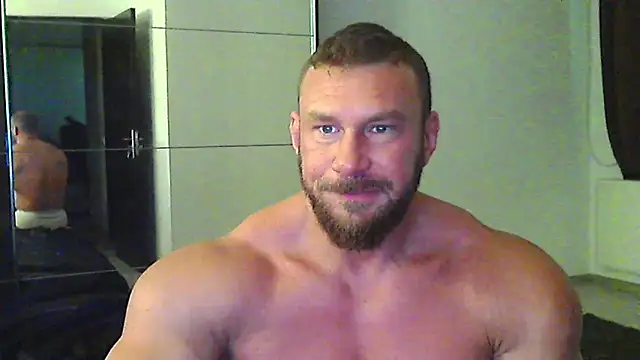 muscularkevin online show from May 2026 03:58:02 AM