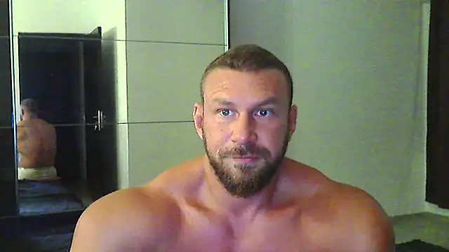 Snapshot of muscularkevin chatting on July 2026 06:08:02 PM muscularkevin online show from July 2026 06:08:02 PM