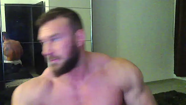 Snapshot of muscularkevin chatting on March 2026 04:35:02 AM muscularkevin online show from March 2026 04:35:02 AM