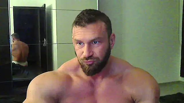 Snapshot of muscularkevin chatting on January 2026 05:00:01 AM muscularkevin online show from January 2026 05:00:01 AM