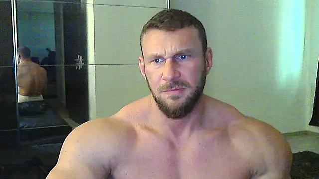 Snapshot of muscularkevin chatting on October 2025 01:21:02 PM muscularkevin online show from October 2025 01:21:02 PM