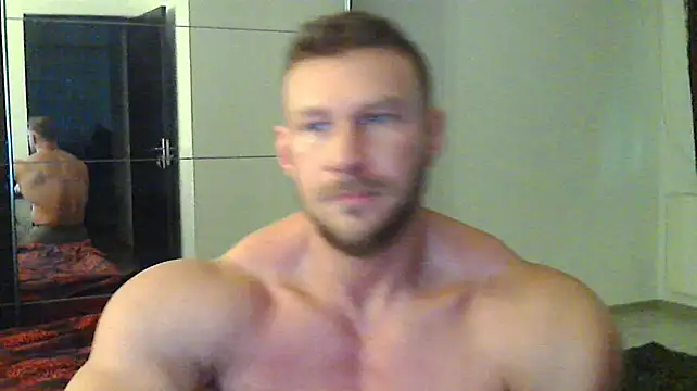 Snapshot of muscularkevin chatting on December 2024 01:27:02 PM muscularkevin online show from December 2024 01:27:02 PM