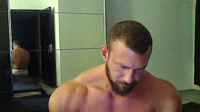 Snapshot of muscularkevin chatting on July 2026 03:03:02 AM muscularkevin online show from July 2026 03:03:02 AM
