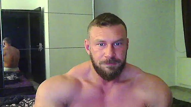 muscularkevin online show from April 2026 03:21:02 AM