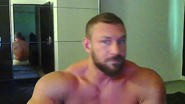 Snapshot of muscularkevin chatting on July 2026 03:35:01 PM muscularkevin online show from July 2026 03:35:01 PM