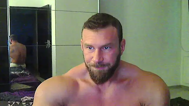 muscularkevin online show from May 2026 03:27:02 AM