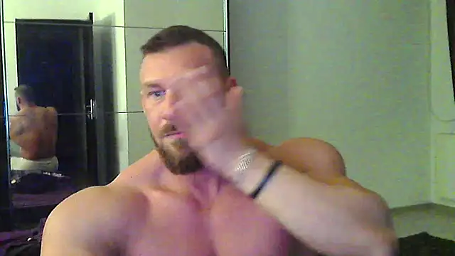 muscularkevin online show from May 2026 03:23:02 AM