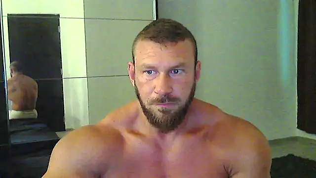 Snapshot of muscularkevin chatting on June 2026 03:46:01 AM muscularkevin online show from June 2026 03:46:01 AM