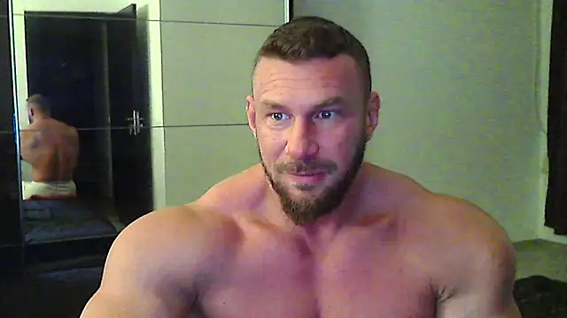 Snapshot of muscularkevin chatting on December 2025 04:48:02 AM muscularkevin online show from December 2025 04:48:02 AM