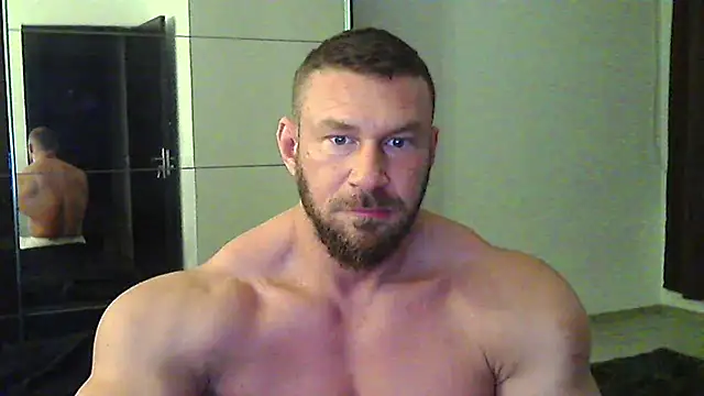 Snapshot of muscularkevin chatting on January 2026 04:52:01 AM muscularkevin online show from January 2026 04:52:01 AM