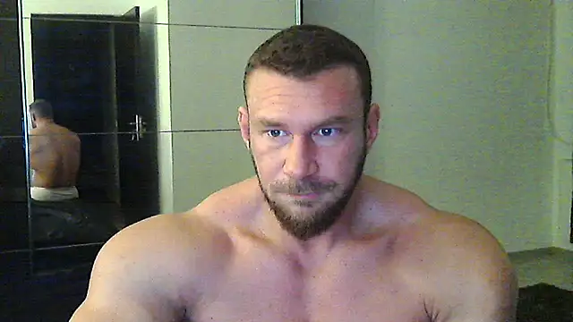 Snapshot of muscularkevin chatting on November 2025 04:27:02 AM muscularkevin online show from November 2025 04:27:02 AM