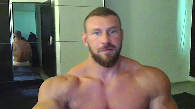 Snapshot of muscularkevin chatting on July 2026 01:21:02 PM muscularkevin online show from July 2026 01:21:02 PM