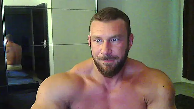 Snapshot of muscularkevin chatting on July 2026 03:26:02 AM muscularkevin online show from July 2026 03:26:02 AM