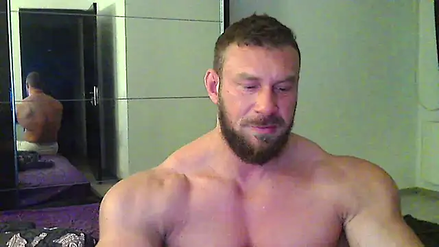 muscularkevin online show from April 2026 03:41:02 AM