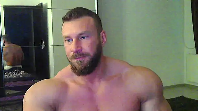 muscularkevin online show from May 2026 03:32:02 AM