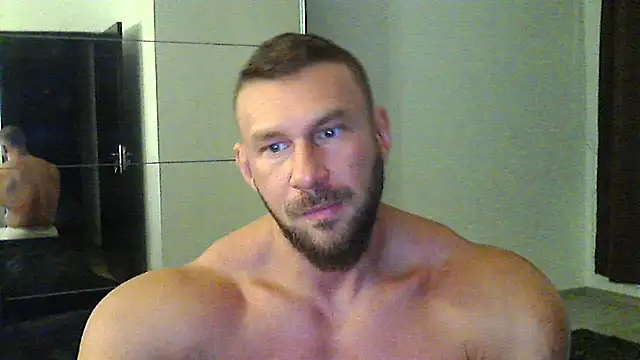 Snapshot of muscularkevin chatting on September 2025 03:31:02 AM muscularkevin online show from September 2025 03:31:02 AM