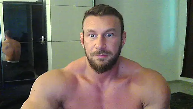 Snapshot of muscularkevin chatting on October 2025 02:18:02 PM muscularkevin online show from October 2025 02:18:02 PM