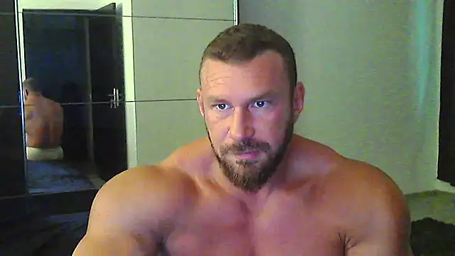 Snapshot of muscularkevin chatting on July 2026 03:39:01 AM muscularkevin online show from July 2026 03:39:01 AM