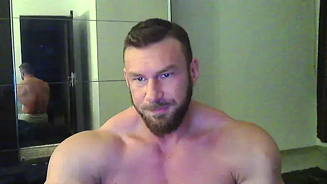 Snapshot of muscularkevin chatting on March 2026 04:31:02 AM muscularkevin online show from March 2026 04:31:02 AM